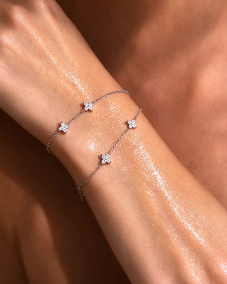 Bracelets collection